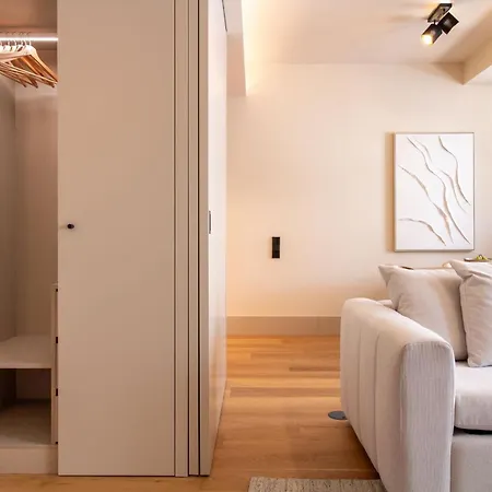 Apartment Catarina 392 By Lovelystay Porto