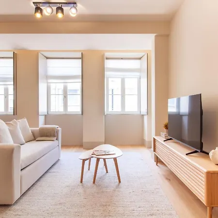 Catarina 392 By Lovelystay Porto