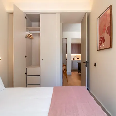 Apartment Catarina 392 By Lovelystay Porto