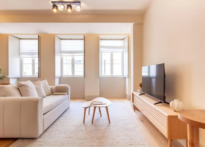 Catarina 392 By Lovelystay Porto